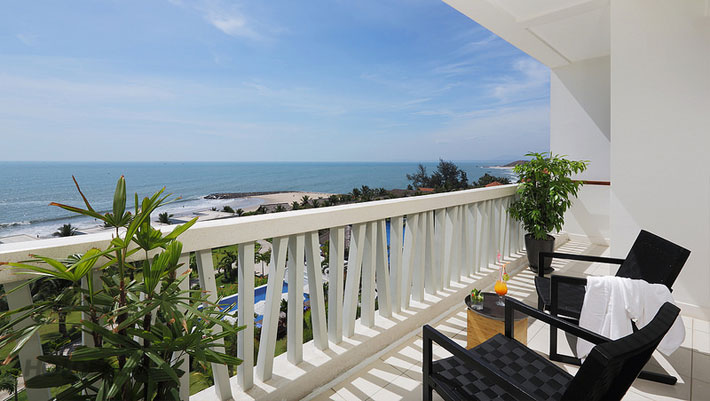 The Cliff Resort & Residences Mũi Né 4*+ Lẩu Thả + Vé Xem Phim